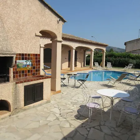 Spacieuse, Climatisation, Piscine, Jardin Paysage, Proche